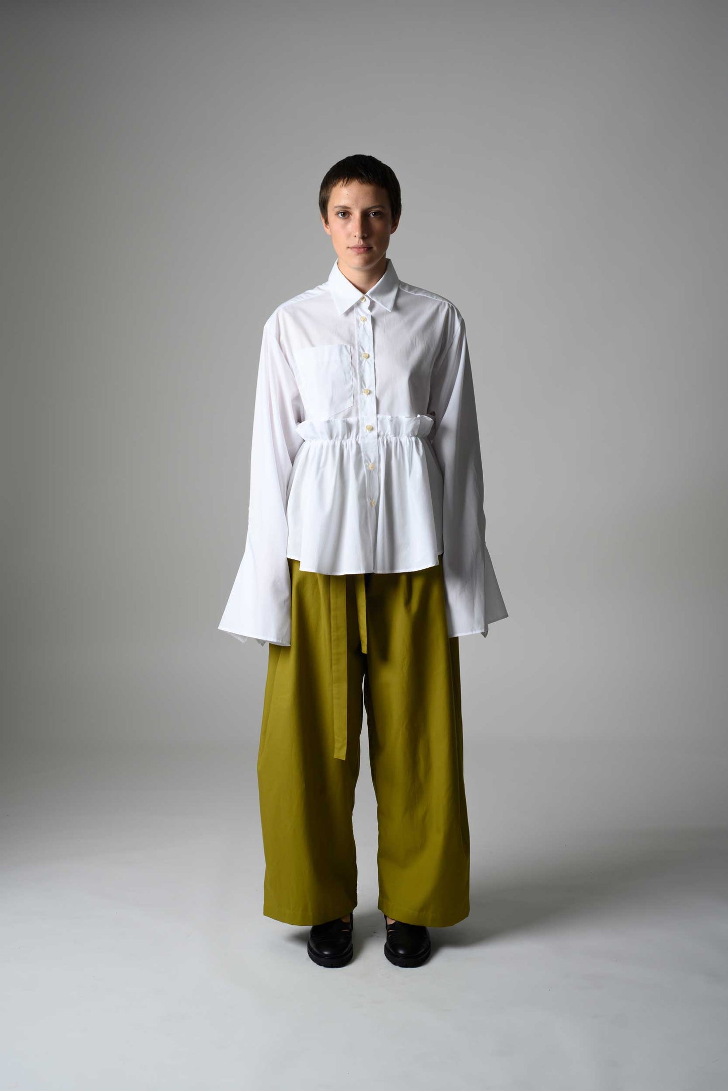 Bow Sleeve Ruffle Shirt SLICE / paper