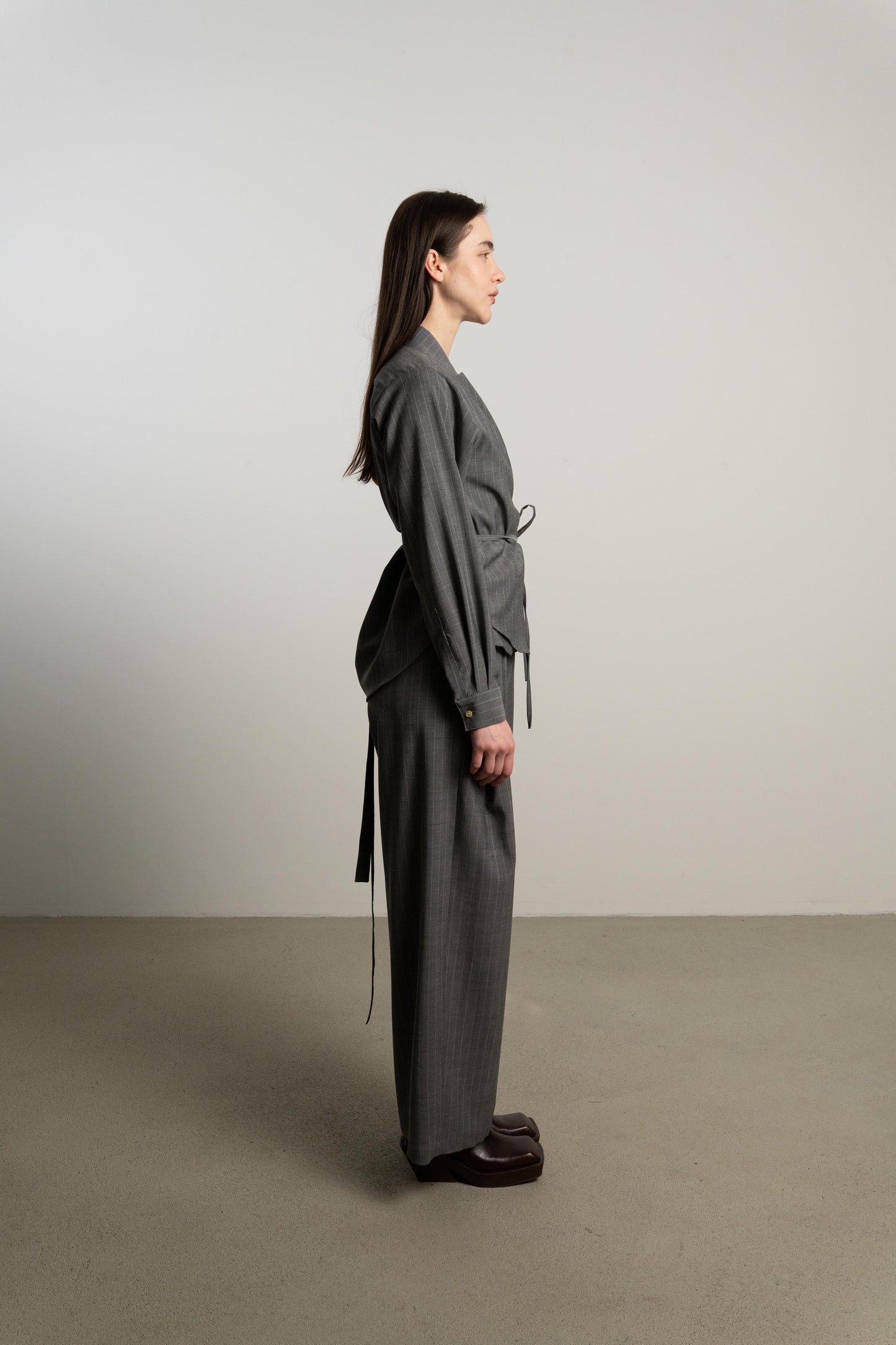 Wrap Top STORMA / stone pinstripe