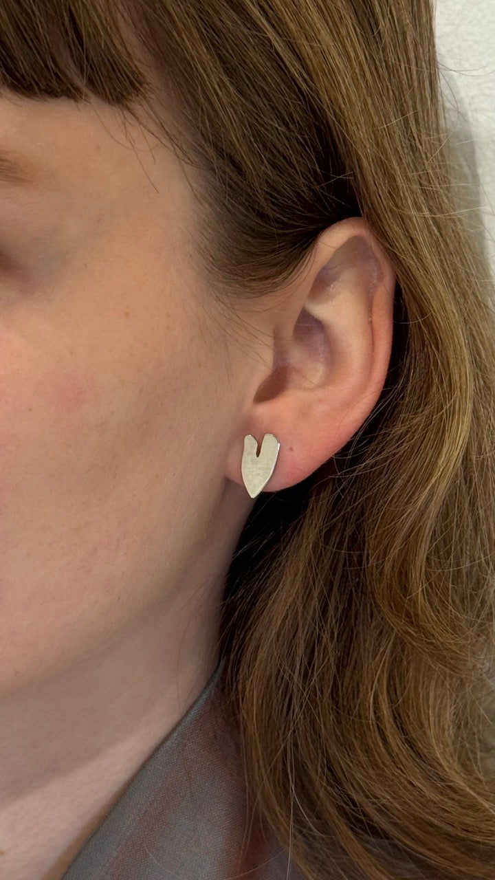 ANNA RIESS Stud Earrings / mouth/ finger/ heart