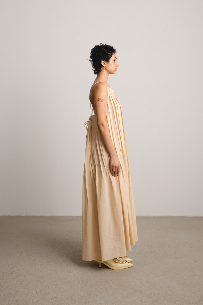 Plissee Dress PLIS / shell