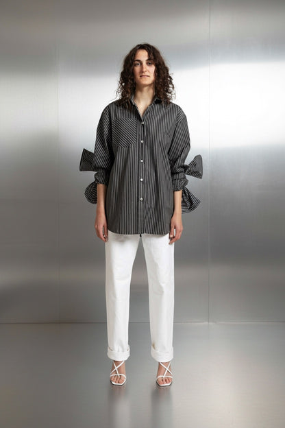 ADVENT SALE 19.12. / Bow Sleeve Shirt DAWN / black pinstripe