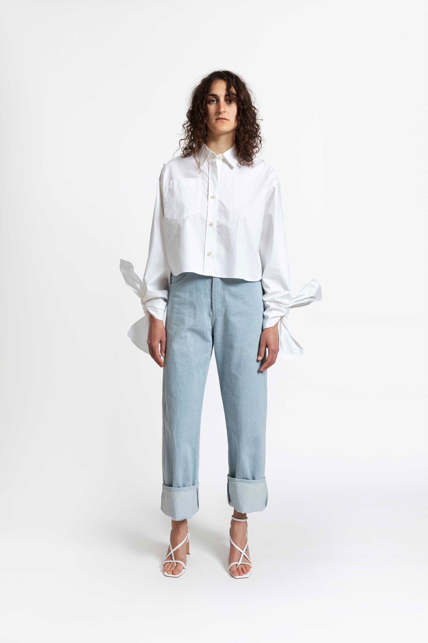 Bow Sleeve Crop Shirt / paper