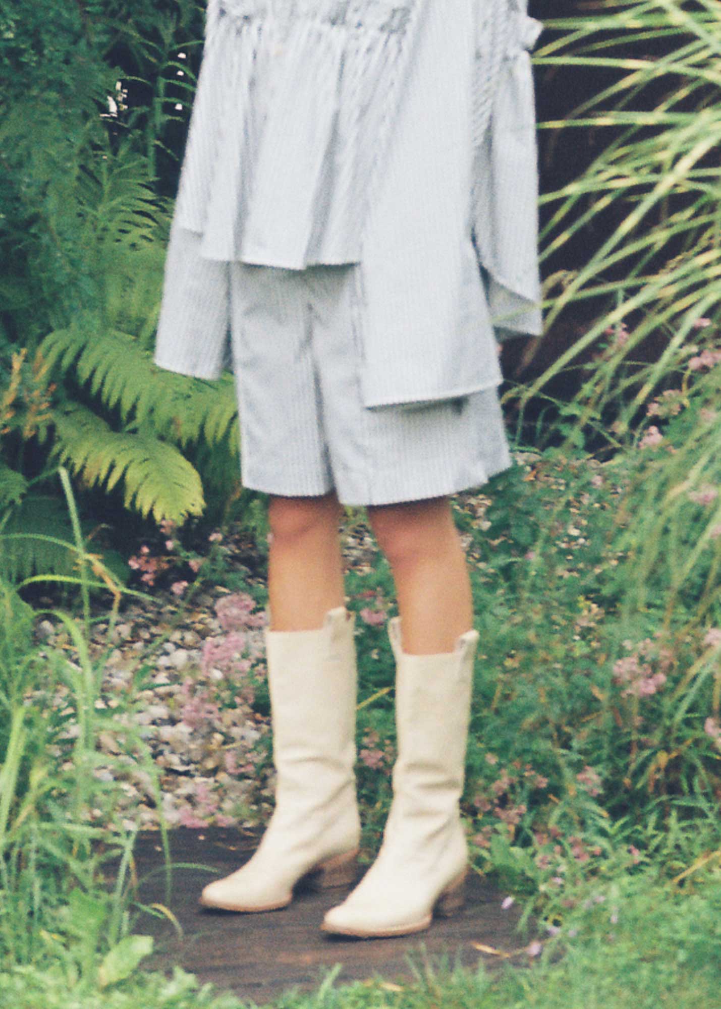 Elastic Suit Shorts / sunshade stripes