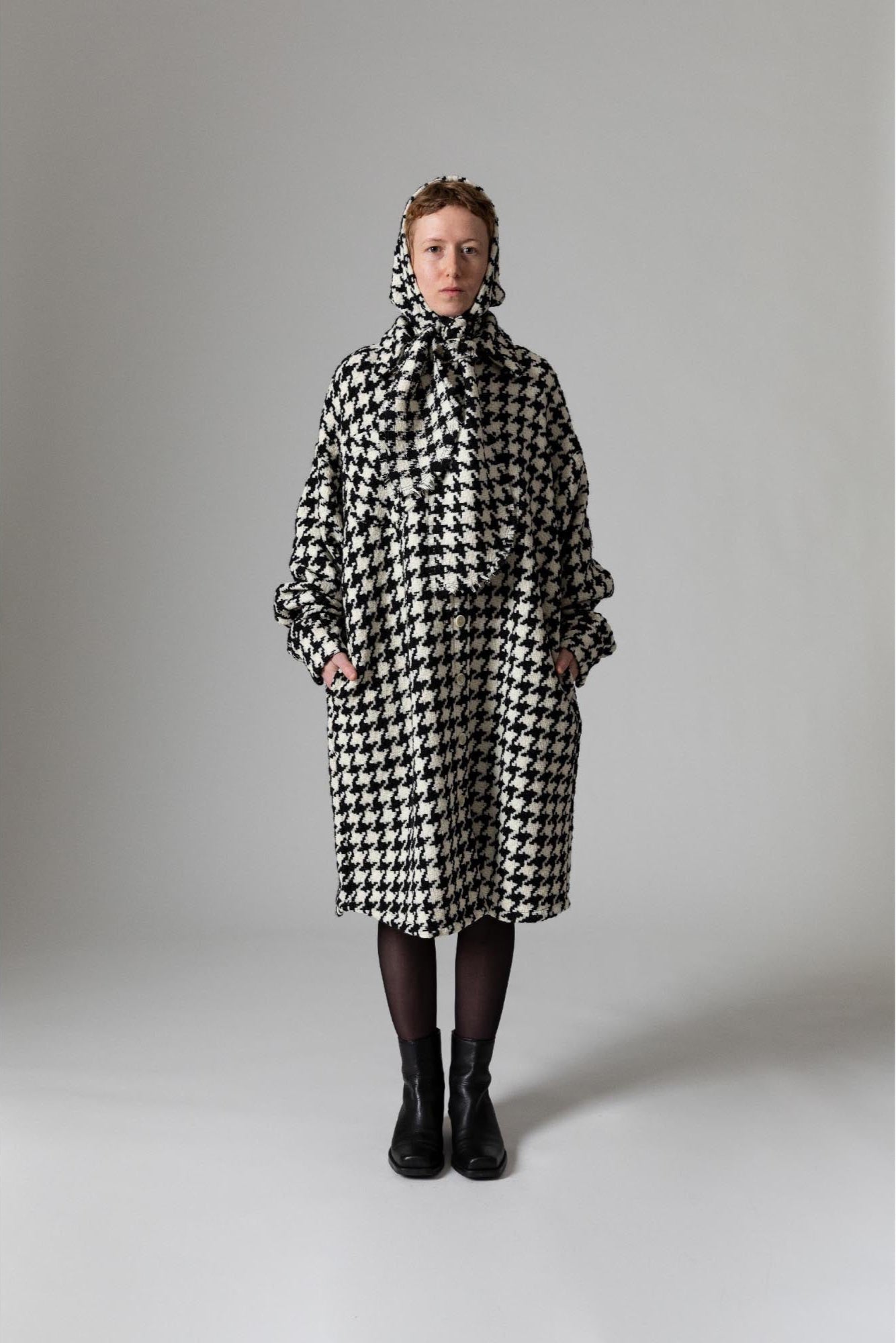 Head Scarf / houndstooth